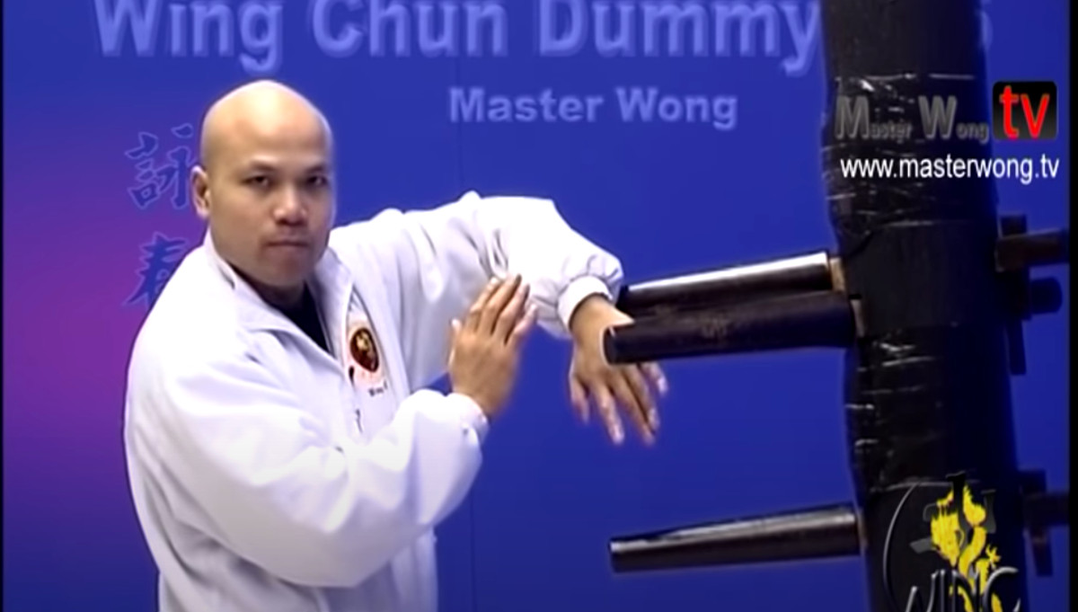 Lesson two Wing Chun Wooden Dummy Explained By Master Wong