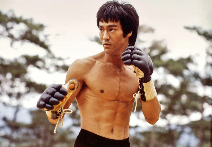Bruce Lee with gloves