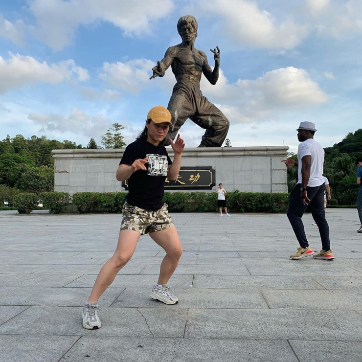 Weili Zhang at the Bruce Lee memorial
