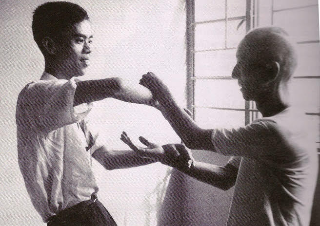 Wing Chun Chi Sau with Ip Man and one of his students